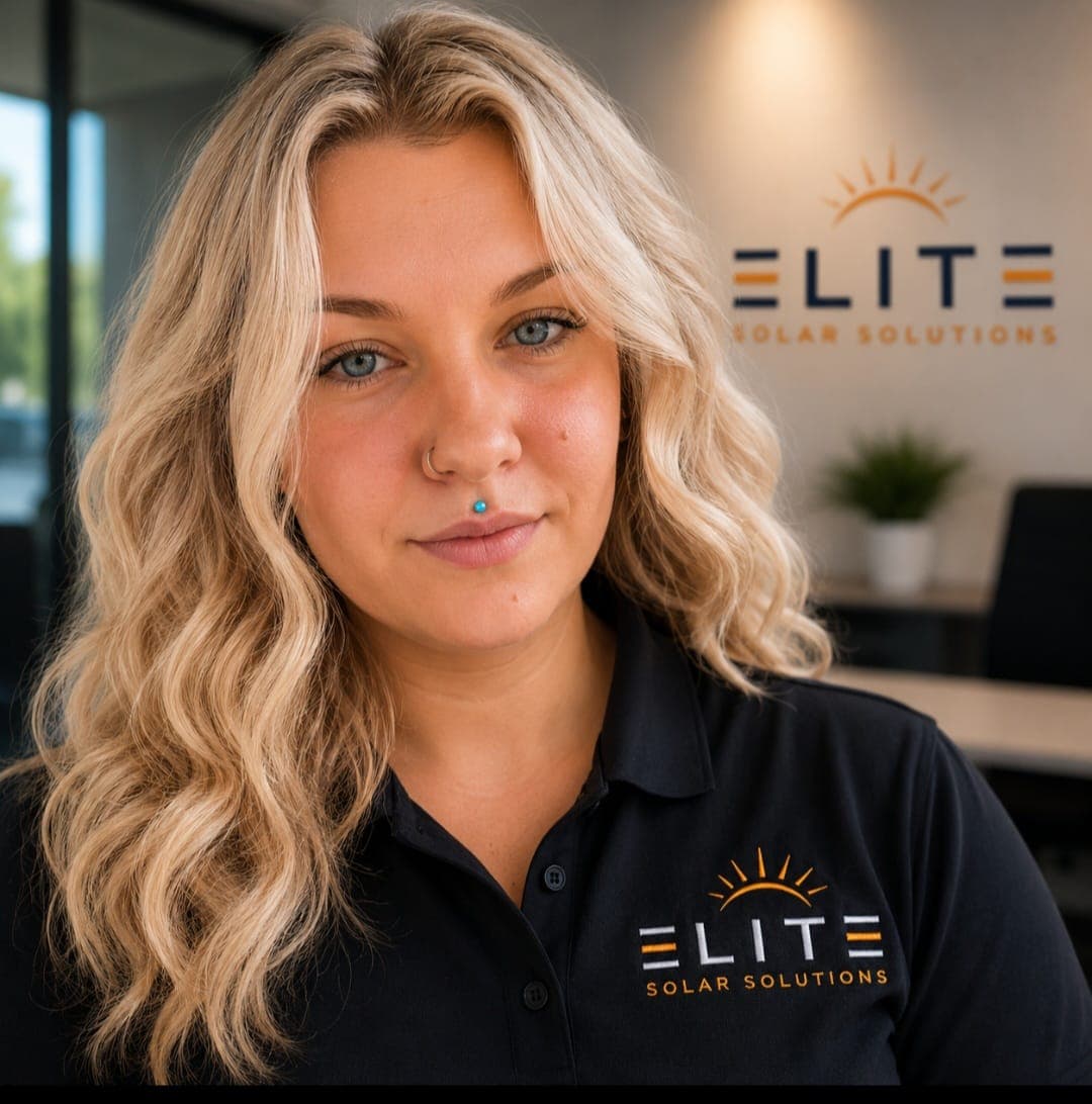 Portrait of Kimberly, Chief Financial Officer and co-owner of Elite Solar Solutions